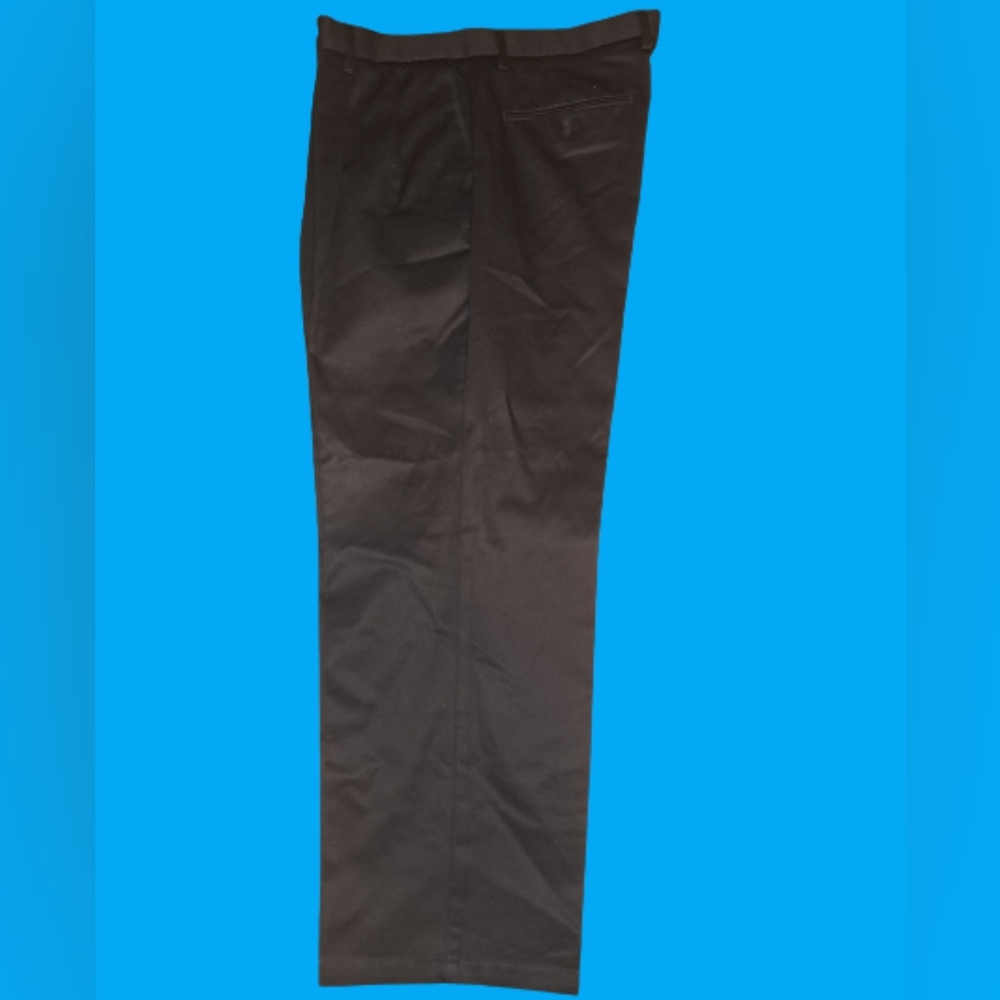 DOCKERS 100% Cotton Grey Relaxed fit Pants. Size 35X30